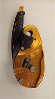 {{productViewItem.photos[photoViewList.activeNavIndex].Alt || productViewItem.photos[photoViewList.activeNavIndex].Description || 'PETZL I`D® S устройство спусковое'}}
